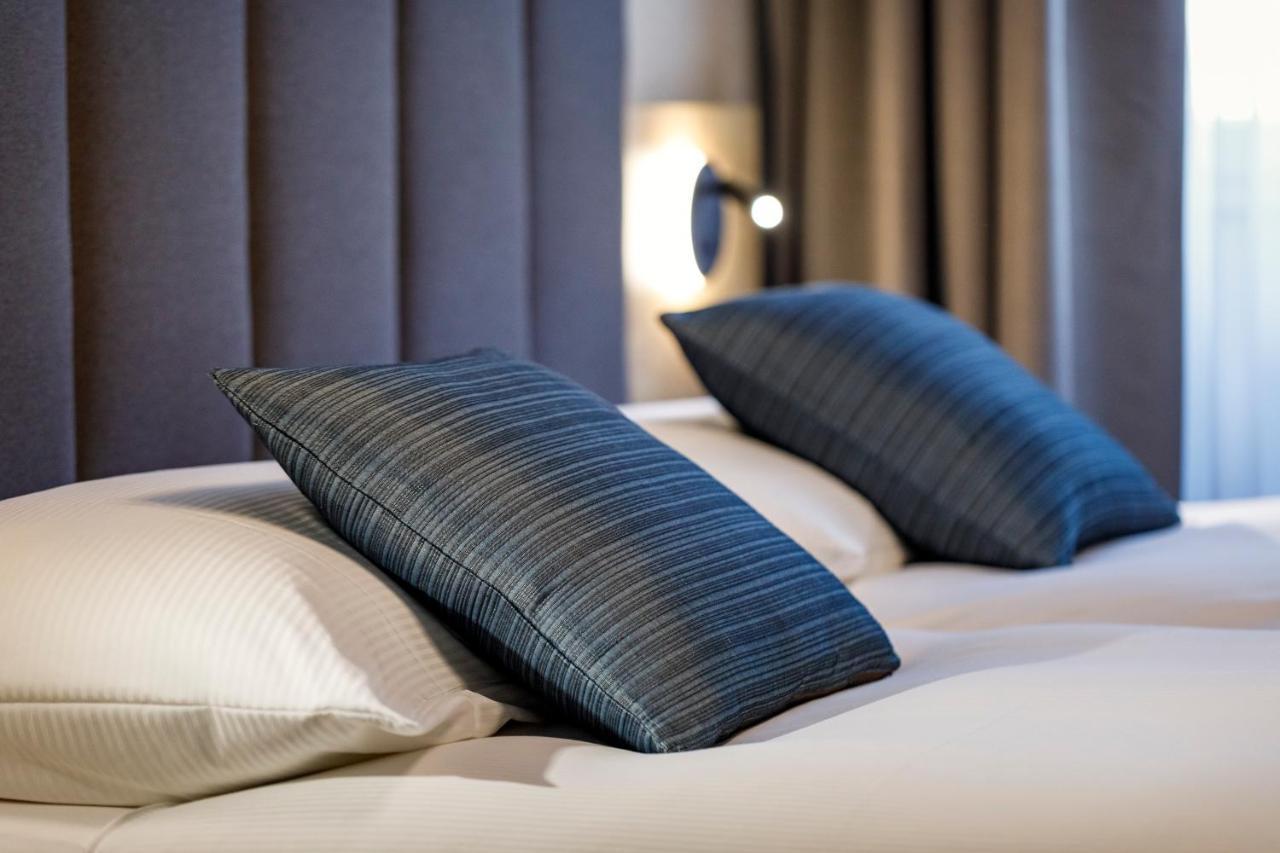 Hotel Tivoli Шлирен Экстерьер фото