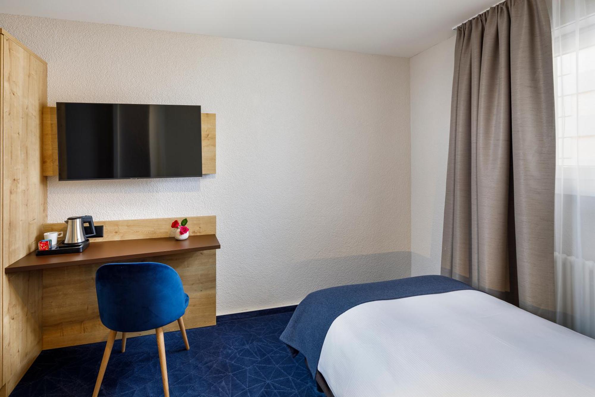 Hotel Tivoli Шлирен Экстерьер фото